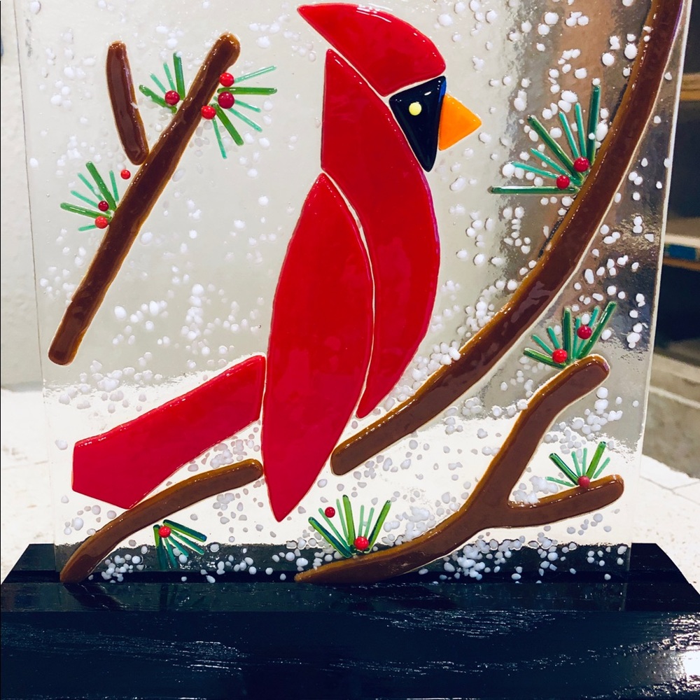 Red bird/ cardinal
